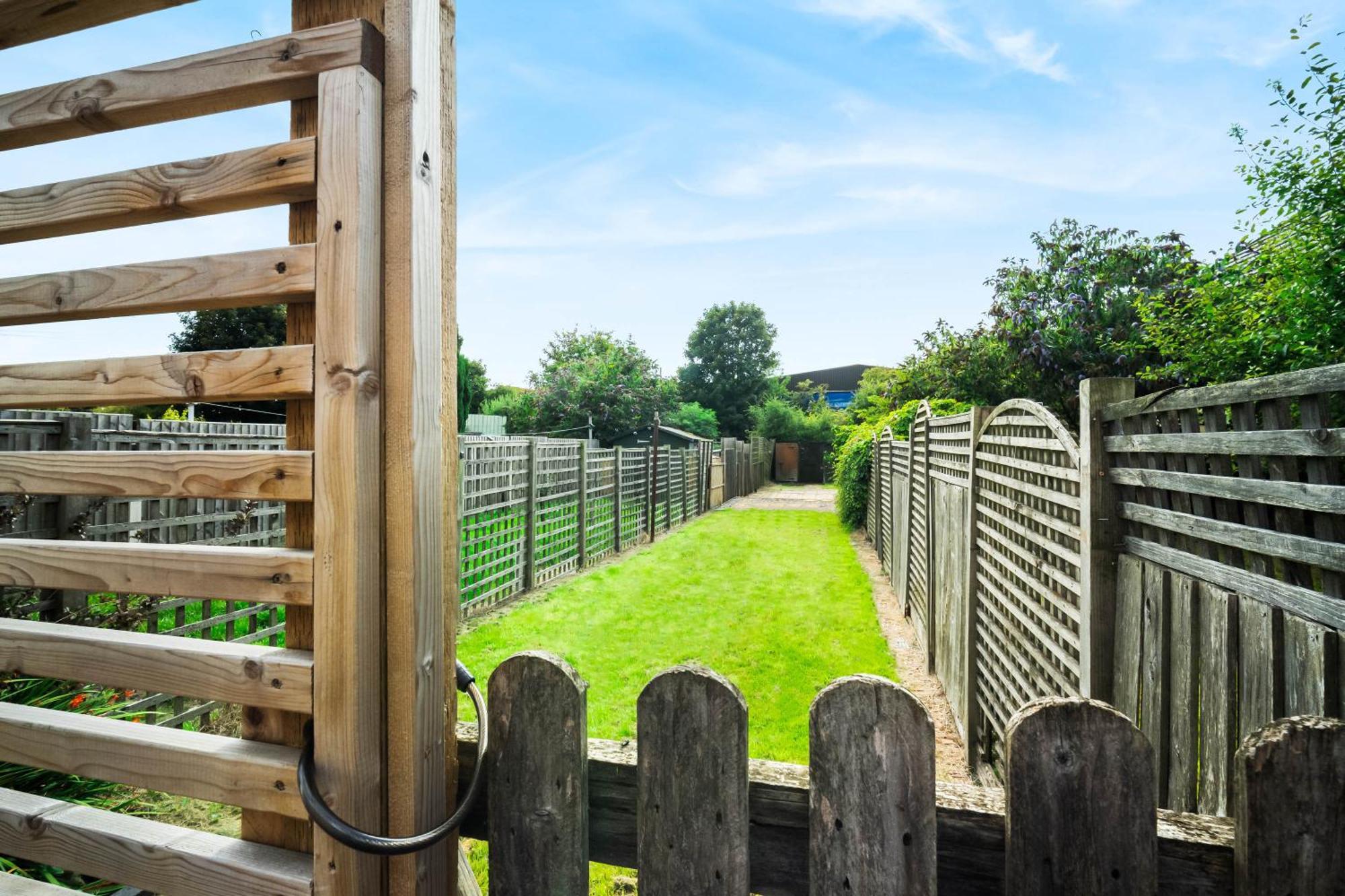 Stylish 3 Bedroom House - 6 Guests - Garden - Parking - Netflix - Wifi - 17M Birmingham Zewnętrze zdjęcie