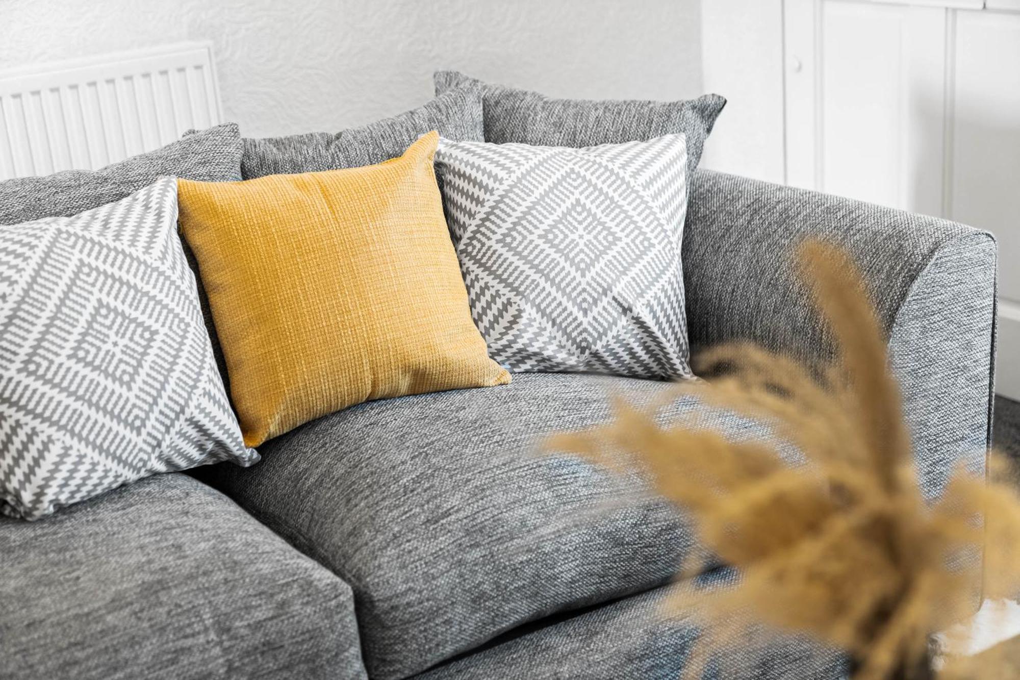 Stylish 3 Bedroom House - 6 Guests - Garden - Parking - Netflix - Wifi - 17M Birmingham Zewnętrze zdjęcie